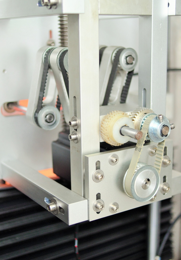 Etiketmasjien vir kap en lyf seël met twee koppe