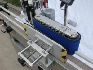 Outomatiese masjienmasjien vir ronde bottels vir nie-droë gom, houtkas / etiketmasjien vir uitvoerverpakking vir CE