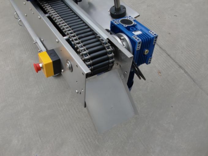 12-25mm deursnee ronde bottel selfkleef plakker outomatiese etiketteringsmasjien vir lipstiffie skoonheidsmiddels