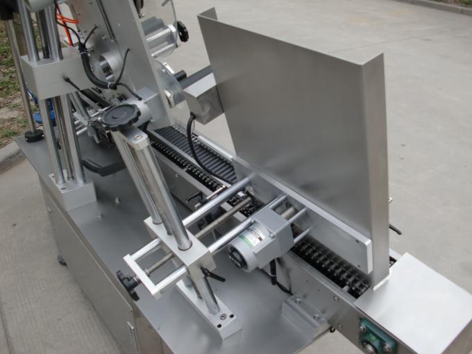 Hoë spoed klein ronde blikkies etiket gom masjien, oog swart bottel etiket plakker masjien vir skoonheidsmiddels