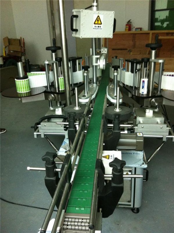 Toepassingsapparaat vir groot handelsmerke Pudao-etiket Wynetiketmasjien / etiketaanwender vir bierfles