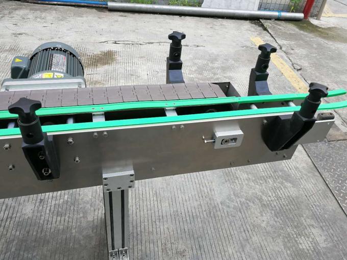 Outomatiese etiketmasjien vir plakkeretikette aan vierkantige bottel-etiketmasjien aan dubbele sye / een kant