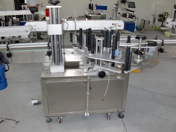 Plastiek- en glasbottels PLC beheer outomatiese dubbelkant-plakker-etiketmasjien-servomotor