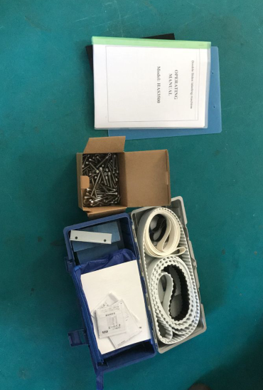 Hoëspoed-etiketmasjien vir dubbelkantige plakplate vir vierkantige / ronde / plat bottels