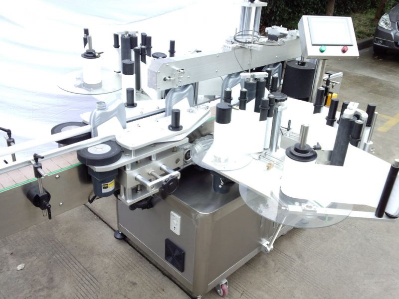 China CE-sertifikaat outomatiese etiketteringstoerusting vir bottelglasbottel dubbelkantige plakkerverskaffer