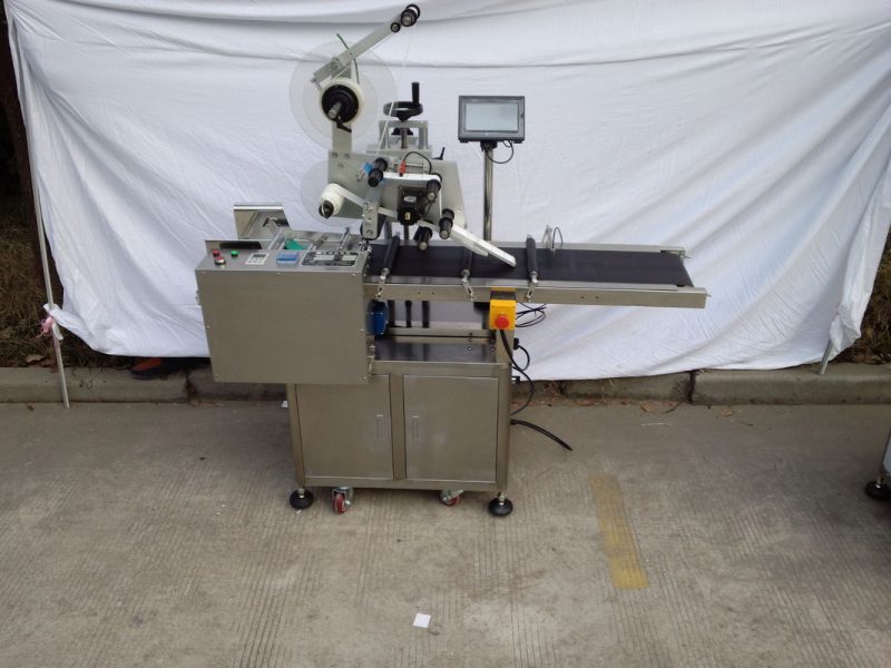 China Hand sak papier plat oppervlak etiket toediener servomotor deur Telta bekende handelsnaam verskaffer