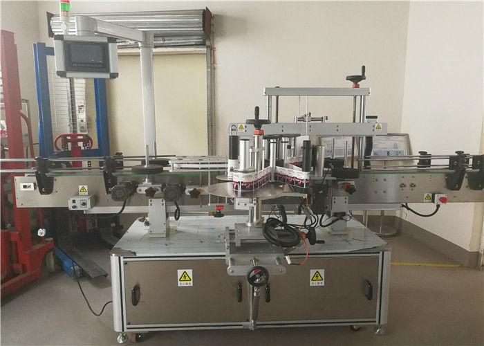 China 2 kop voor- en agterkant-etiketmasjien vir dubbelkantige plakker vir verskaffer van ovale bottels