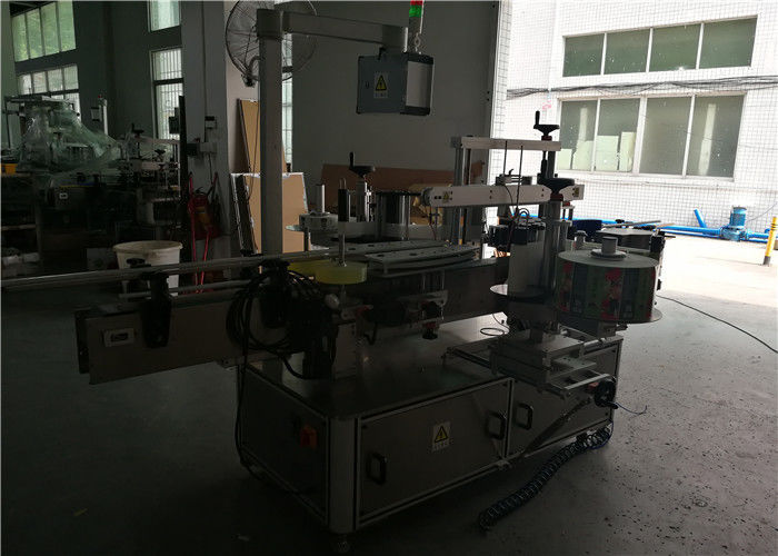 China Dubbelzijdige ronde / vierkantige / plat plastiekflesetiketmasjien, outomatiese toedieningsapparaat vir botteletikette