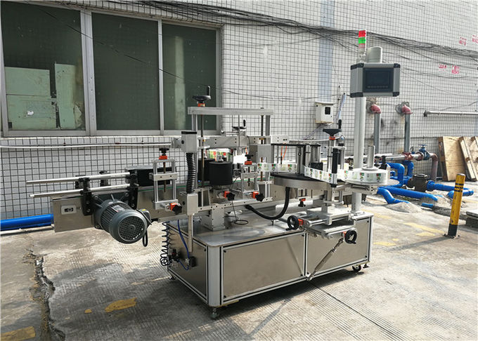 Selfhechtende etiketteringsmasjien vir plat bottel, Etiketapparaatmasjien vir bottels