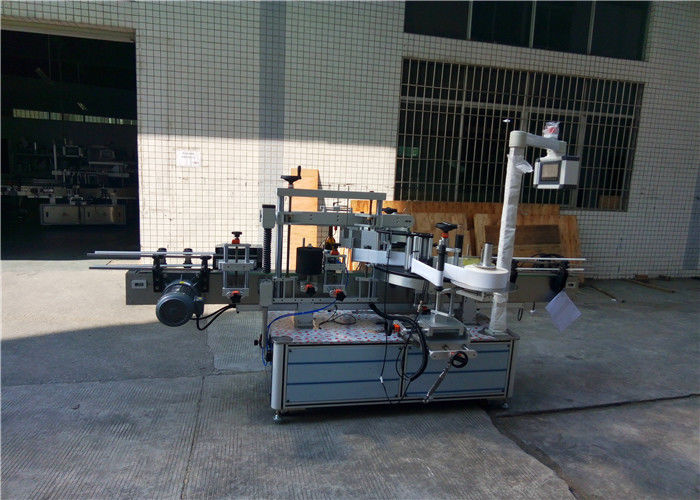 China Volledige outomatiese vierkantige botteletiketmasjiene 4000-8000 B / H-kapasiteitsverskaffer