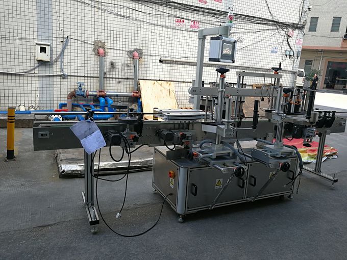 Drie etikette selfkleef etiketmasjien 110V / 380V spanning